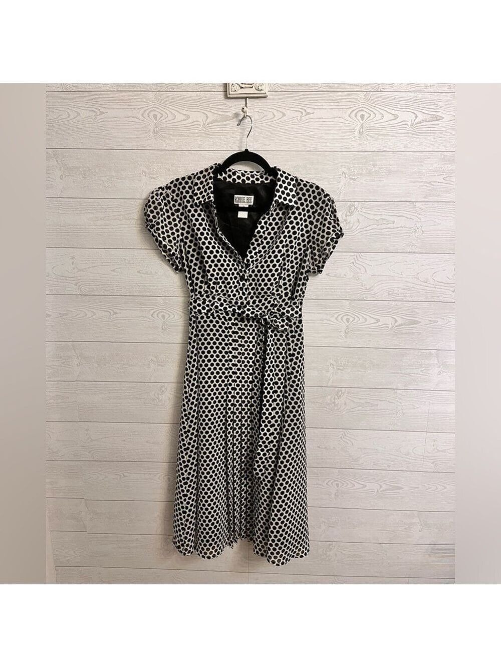 - Robbie Bee Women’s Vintage Polka Dot Dress. Size 10